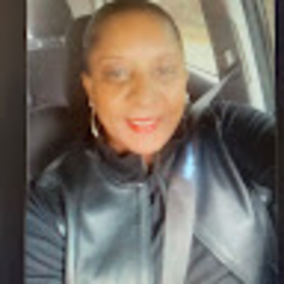 carolholmes844